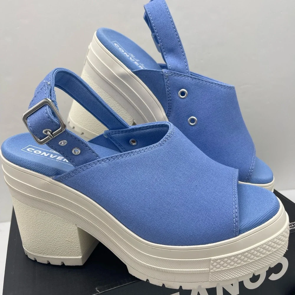 Converse WMNS A13810F
CHUCK 70 DE LUXE HEEL MULE OX OPEN SKY/EGRET Platform Heel - Picture 9 of 16